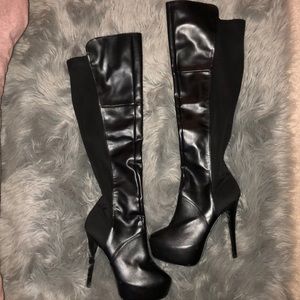 Black Steve Madden Leather knee high boots